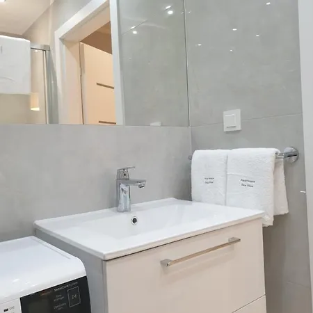 Sea View Apartmán *